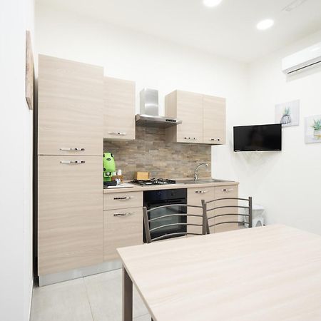 カターニアCasa Vacanza Serafinoアパートメント エクステリア 写真